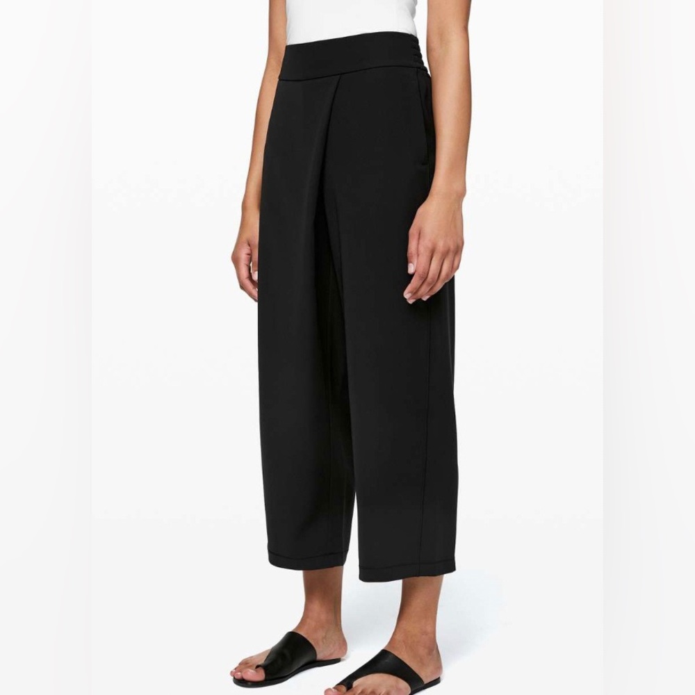 Lululemon With The Flow Pant